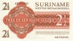 2,5 Surinamo guldeno.