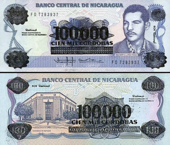 100000 Nikaragvos kordobų.